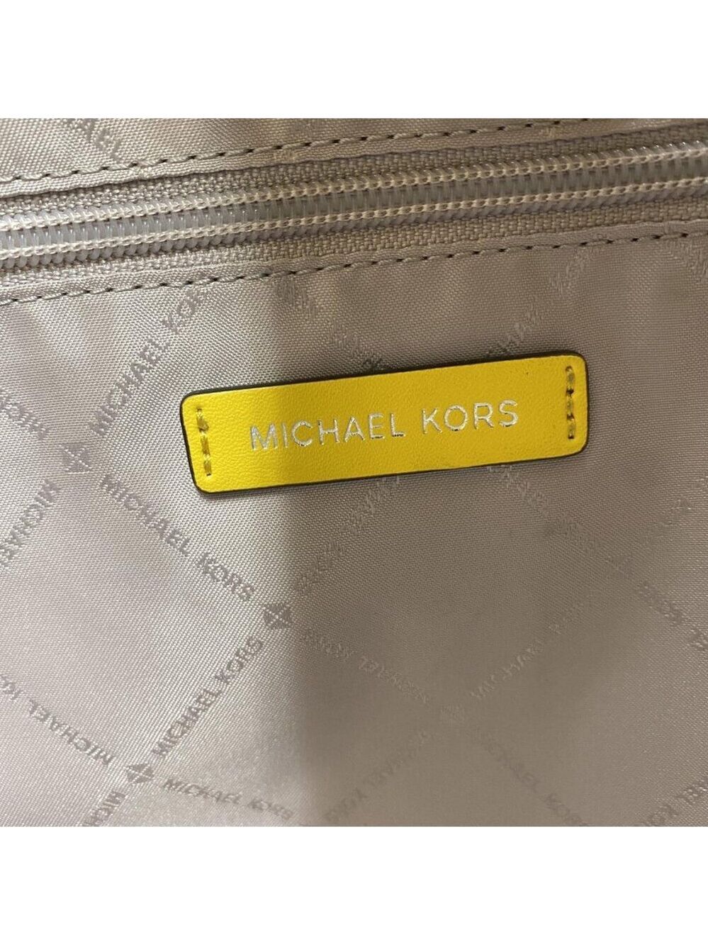 Michael Kors Kenly Large Signature Tote Bag White Yellow Citrus - Picture 11 of 12